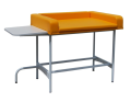 SBN-01Pb/C stanowisko do badań niemowląt z półką boczną i blatem zabiegowym 100x65 cm
