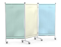 PJ3ST.210 parawan lekarski 3-skrzydłowy 170x210 cm z ekranami zmywalnymi w ramie aluminiowej